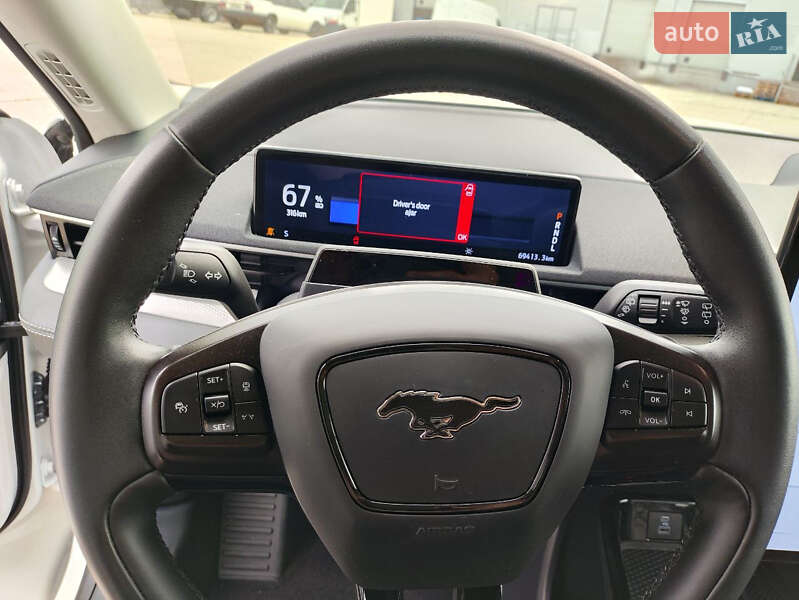 Внедорожник / Кроссовер Ford Mustang Mach-E 2021 в Киеве