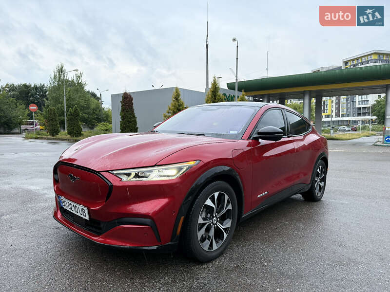 Позашляховик / Кросовер Ford Mustang Mach-E 2021 в 