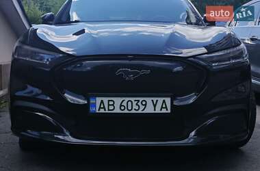 Позашляховик / Кросовер Ford Mustang Mach-E 2021 в 