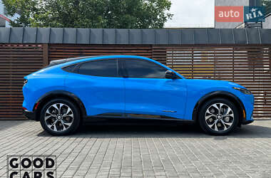Внедорожник / Кроссовер Ford Mustang Mach-E 2022 в 