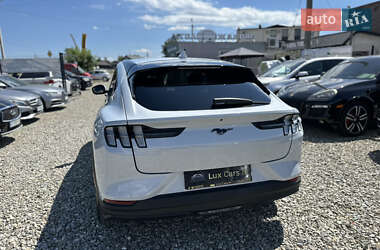 Внедорожник / Кроссовер Ford Mustang Mach-E 2021 в 