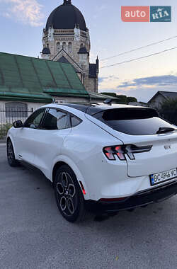 Внедорожник / Кроссовер Ford Mustang Mach-E 2023 в 