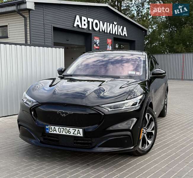 Внедорожник / Кроссовер Ford Mustang Mach-E 2022 в 