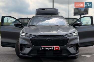 Внедорожник / Кроссовер Ford Mustang Mach-E 2023 в 