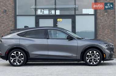 Внедорожник / Кроссовер Ford Mustang Mach-E 2021 в 