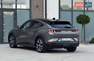 Внедорожник / Кроссовер Ford Mustang Mach-E 2021 в 