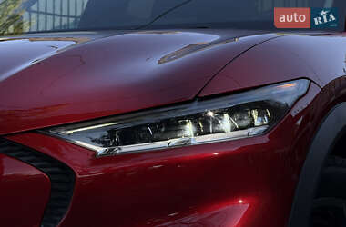 Внедорожник / Кроссовер Ford Mustang Mach-E 2021 в 