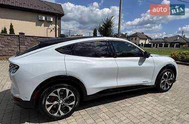 Внедорожник / Кроссовер Ford Mustang Mach-E 2021 в 