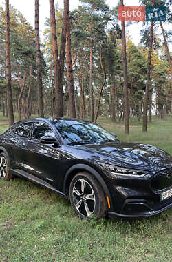 Внедорожник / Кроссовер Ford Mustang Mach-E 2022 в 