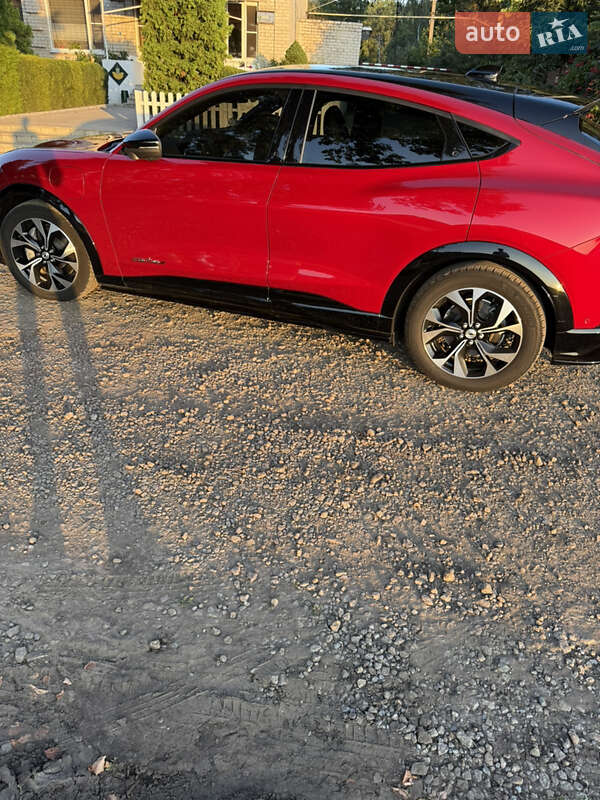 Внедорожник / Кроссовер Ford Mustang Mach-E 2021 в Новой Водолаге