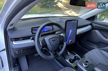Позашляховик / Кросовер Ford Mustang Mach-E 2023 в 