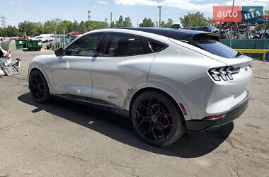 Внедорожник / Кроссовер Ford Mustang Mach-E 2022 в 