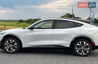 Внедорожник / Кроссовер Ford Mustang Mach-E 2021 в 