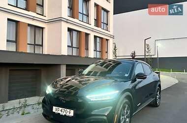Внедорожник / Кроссовер Ford Mustang Mach-E 2021 в 