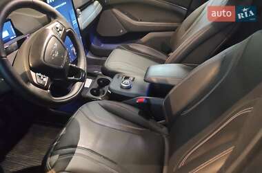 Внедорожник / Кроссовер Ford Mustang Mach-E 2022 в 