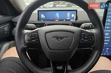 Внедорожник / Кроссовер Ford Mustang Mach-E 2022 в 