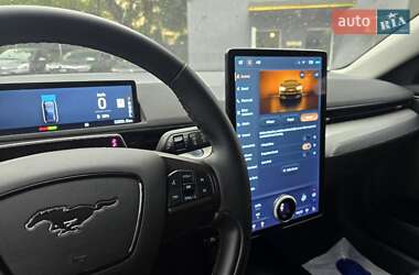 Внедорожник / Кроссовер Ford Mustang Mach-E 2022 в 