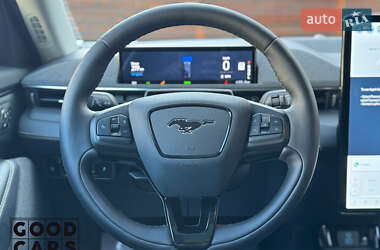 Позашляховик / Кросовер Ford Mustang Mach-E 2023 в 