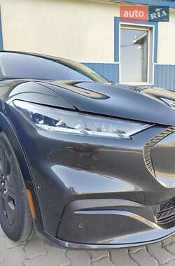 Внедорожник / Кроссовер Ford Mustang Mach-E 2022 в 