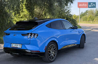 Внедорожник / Кроссовер Ford Mustang Mach-E 2022 в 