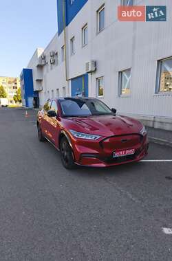 Внедорожник / Кроссовер Ford Mustang Mach-E 2022 в 