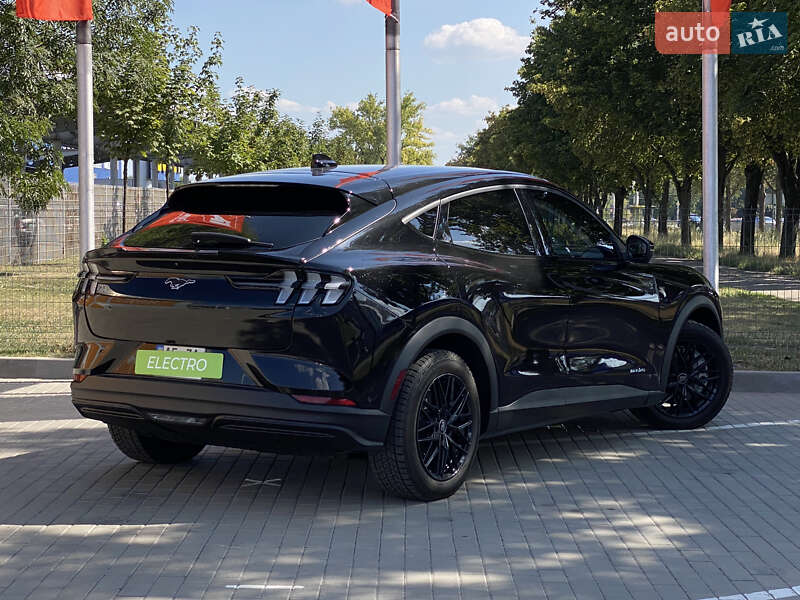 Позашляховик / Кросовер Ford Mustang Mach-E 2022 в Дніпрі