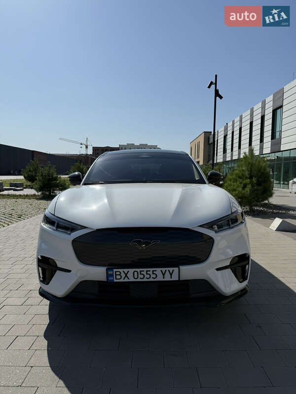 Внедорожник / Кроссовер Ford Mustang Mach-E 2023 в Хмельницком фото 4 Внедорожник / Кроссовер Ford Mustang Mach-E 2023 в Хмельницком
