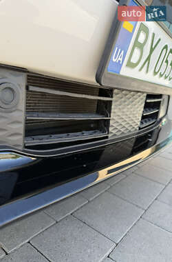 Позашляховик / Кросовер Ford Mustang Mach-E 2023 в 