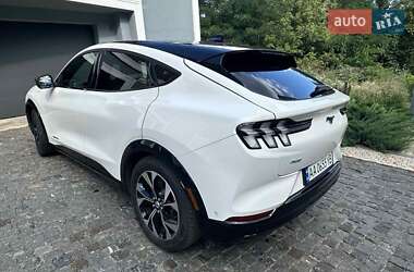 Внедорожник / Кроссовер Ford Mustang Mach-E 2021 в 