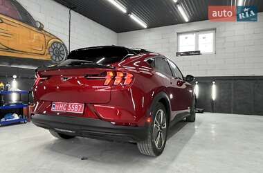 Позашляховик / Кросовер Ford Mustang Mach-E 2021 в 
