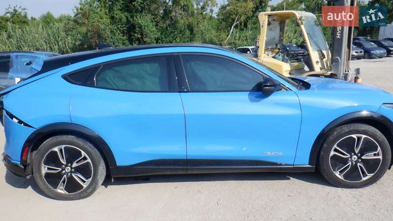 Позашляховик / Кросовер Ford Mustang Mach-E 2023 в Києві фото 15 Позашляховик / Кросовер Ford Mustang Mach-E 2023 в Києві