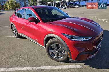 Позашляховик / Кросовер Ford Mustang Mach-E 2021 в 