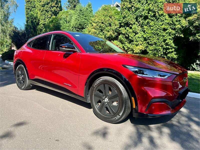 Внедорожник / Кроссовер Ford Mustang Mach-E 2022 в 