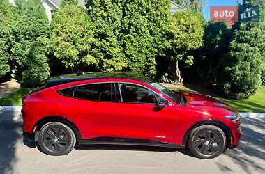 Внедорожник / Кроссовер Ford Mustang Mach-E 2022 в 