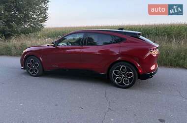 Позашляховик / Кросовер Ford Mustang Mach-E 2022 в 