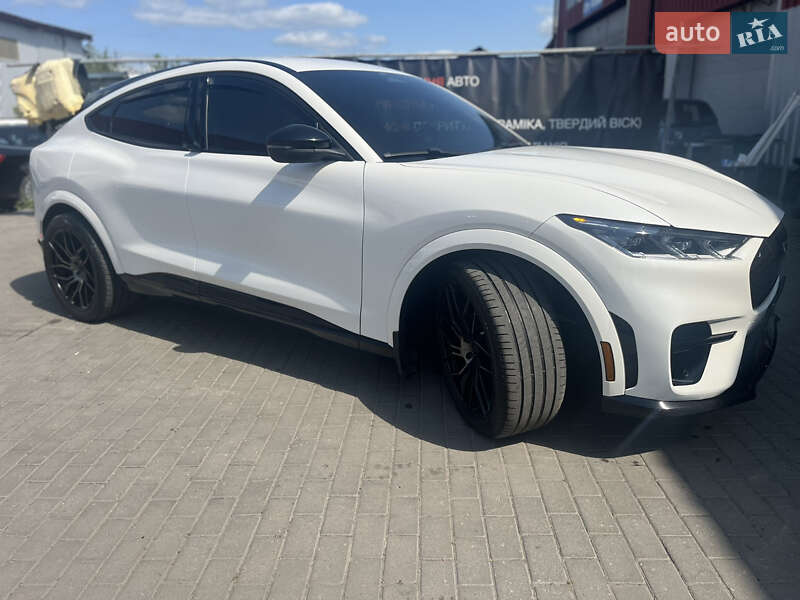 Внедорожник / Кроссовер Ford Mustang Mach-E 2021 в Ровно