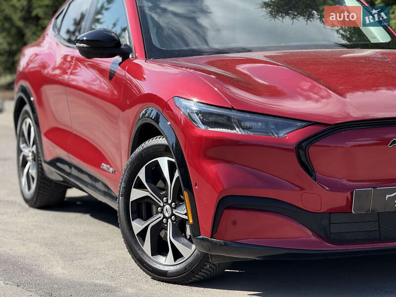 Позашляховик / Кросовер Ford Mustang Mach-E 2021 в Тернополі