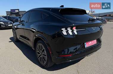 Позашляховик / Кросовер Ford Mustang Mach-E 2024 в 