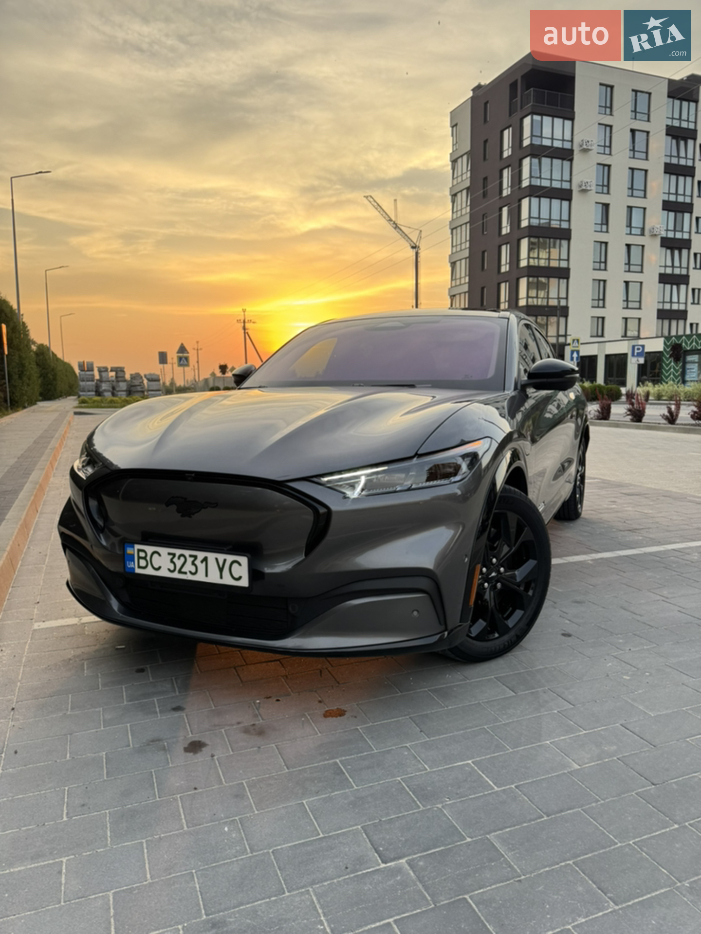 2023 Ford Mustang Mach-E - мініатюра 2