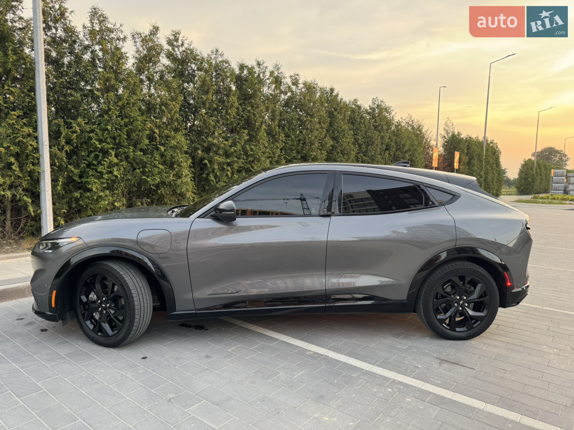 2023 Ford Mustang Mach-E - мініатюра 5