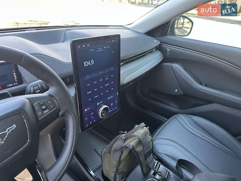 Позашляховик / Кросовер Ford Mustang Mach-E 2023 в Одесі фото 12 Позашляховик / Кросовер Ford Mustang Mach-E 2023 в Одесі