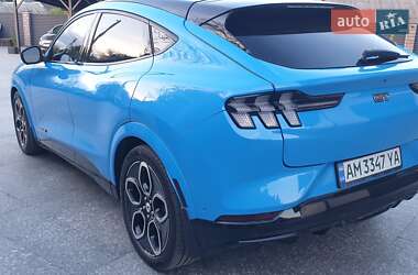 Позашляховик / Кросовер Ford Mustang Mach-E 2023 в 