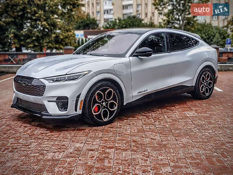 Внедорожник / Кроссовер Ford Mustang Mach-E 2022 в 
