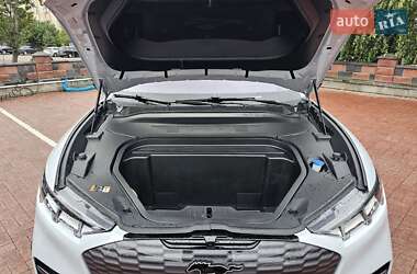 Внедорожник / Кроссовер Ford Mustang Mach-E 2022 в 