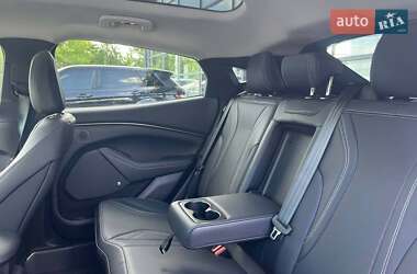 Внедорожник / Кроссовер Ford Mustang Mach-E 2022 в 