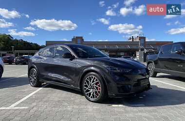 Внедорожник / Кроссовер Ford Mustang Mach-E 2021 в 