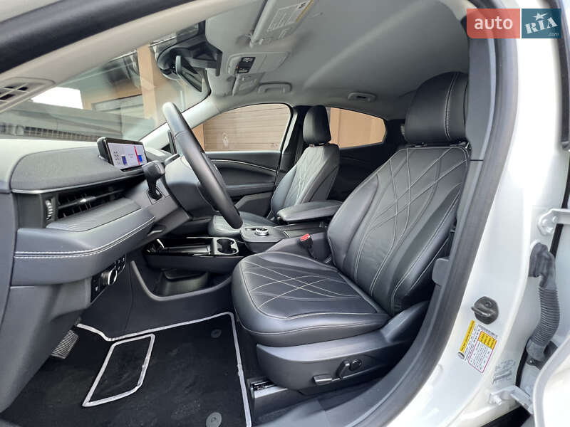 Позашляховик / Кросовер Ford Mustang Mach-E 2024 в Коломиї