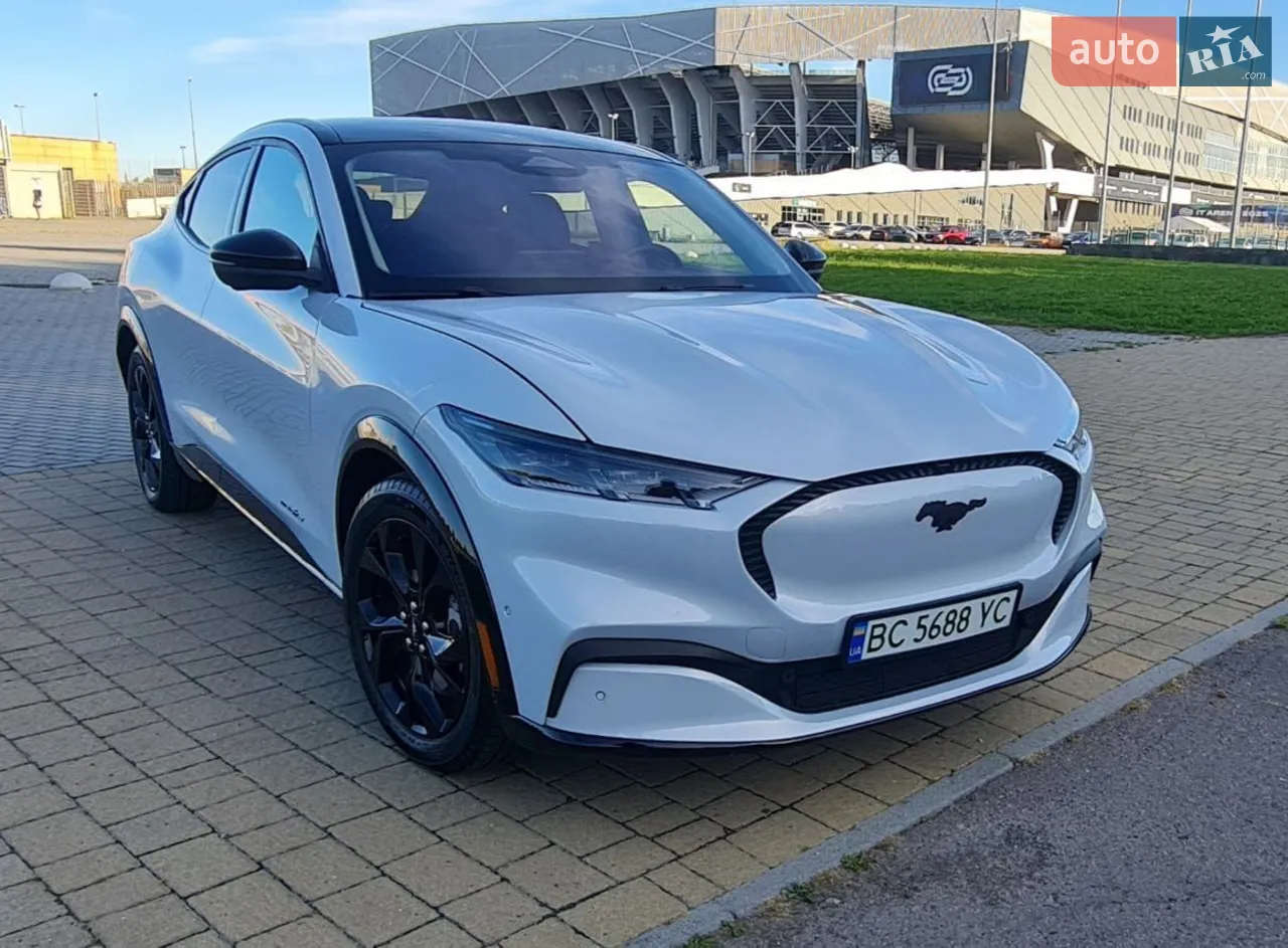 2022 Ford Mustang Mach-E - мініатюра 28