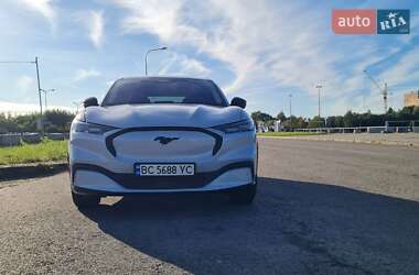 Позашляховик / Кросовер Ford Mustang Mach-E 2023 в 