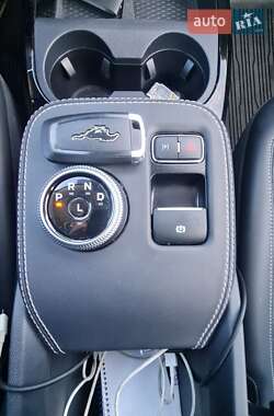 Позашляховик / Кросовер Ford Mustang Mach-E 2023 в 